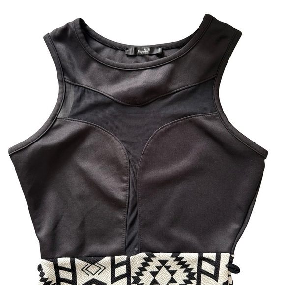 Papaya Black Sleeveless Geometric Bodycon Dress Black White Size S - Picture 5 of 7